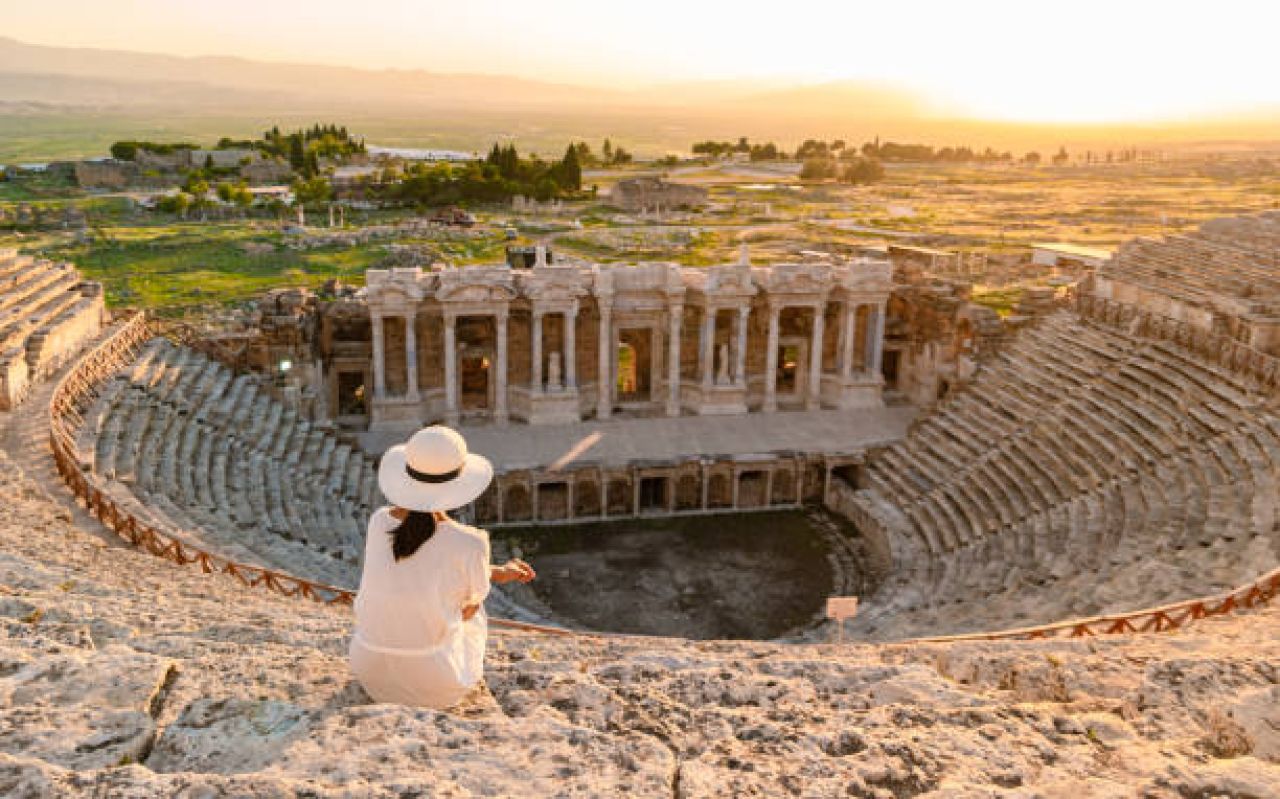 VIP transfer to the most popular attractions in Pamukkale with private transfer service